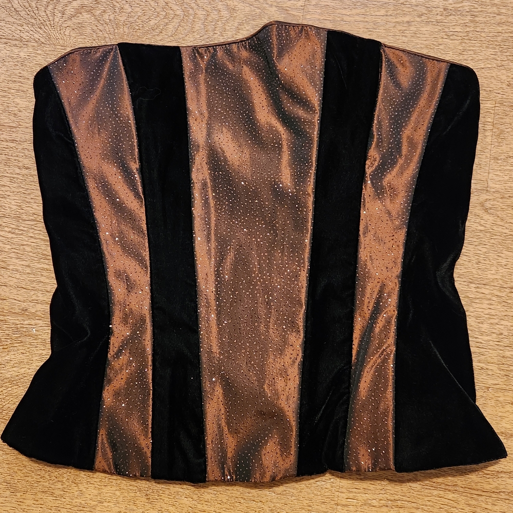 Scott McClintock Elegant Black Velvet Top